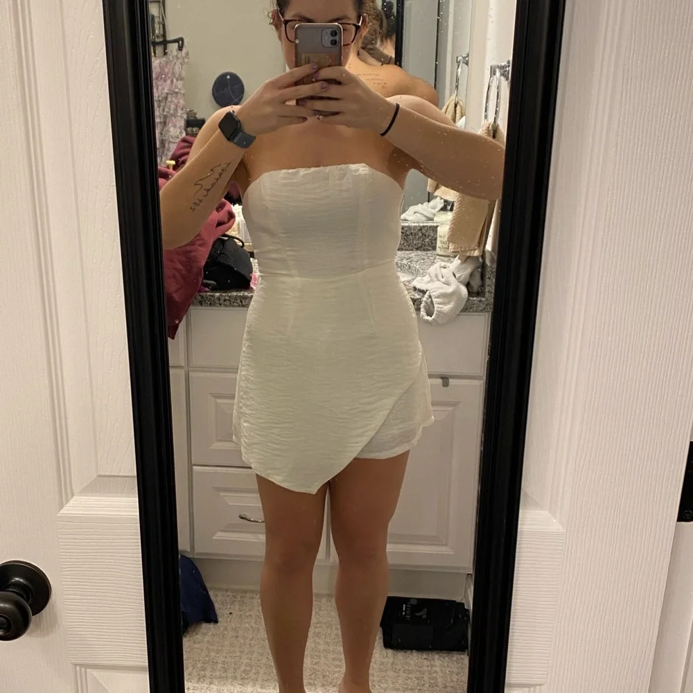 Selfie Leslie romper - Picture 1 of 2